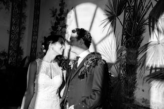Wedding photographer Davide Mandolini. Photo of 07.11.2018