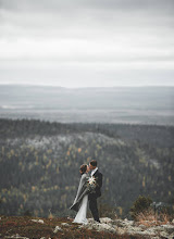 Fotógrafo de bodas Toni Pallari. Foto del 24.12.2018