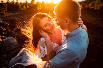 Fotografo di matrimoni Polina Poli. Foto del 13.05.2020