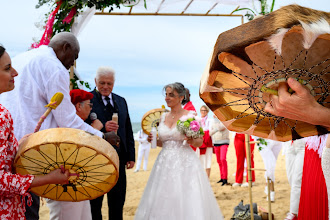 Huwelijksfotograaf ECHAVIDRE Chrystel. Foto van 19.06.2024