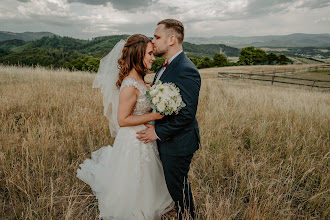 Fotógrafo de casamento Suzan Umelecká. Foto de 16.08.2023