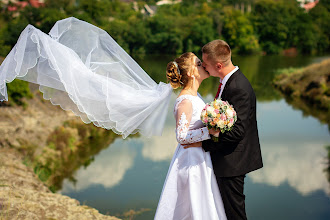 Fotografo di matrimoni Oksana Ichalovskaya. Foto del 08.09.2021