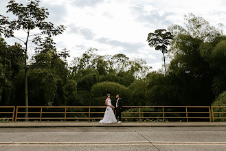 Bryllupsfotograf Alex Piedrahita. Bilde av 09.05.2024