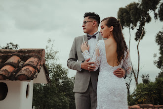 Bröllopsfotografer Carlos J Correa. Foto av 01.05.2024