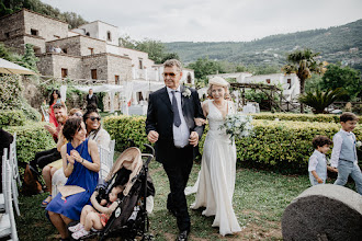 Wedding photographer Elena Razumovskaia. Photo of 24.10.2019