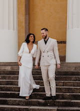Svatební fotograf Elina Nomade. Fotografie z 02.09.2025
