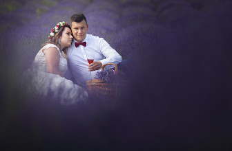 Wedding photographer Tomasz Basta. Photo of 12.03.2020