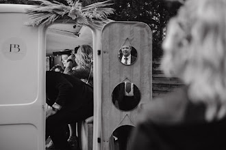 Wedding photographer Martyna Kawka. Photo of 08.08.2025