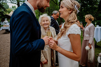 Düğün fotoğrafçısı Alexander Ziegler. Fotoğraf 19.05.2024 tarihinde