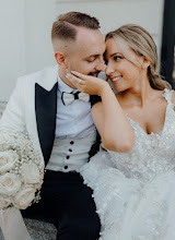 Nhiếp ảnh gia ảnh cưới Omar Tursić. Ảnh trong ngày 26.03.2024