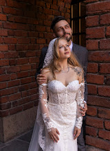 Fotografo di matrimoni Lena Popova. Foto del 20.08.2025