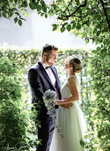 Wedding photographer Anna Yensen. Photo of 04.03.2021