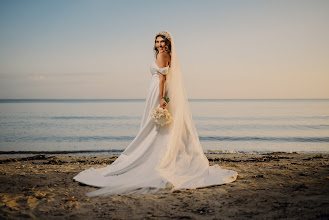 Fotógrafo de bodas Cesar Ricciulli. Foto del 04.01.2025