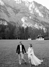 Wedding photographer Eduard Bosh. Photo of 08.05.2025