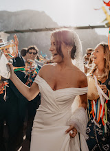 Wedding photographer Luca Bottaro. Photo of 26.03.2025