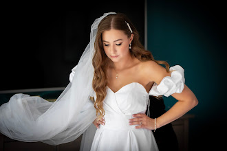 Wedding photographer Sławomir Kowalczyk. Photo of 02.10.2025