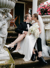 Wedding photographer Elena Ugodina. Photo of 28.09.2025