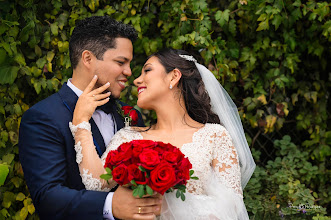 Wedding photographer Percy Rodriguez. Photo of 31.05.2025