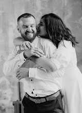 Nhiếp ảnh gia ảnh cưới Elena Okuneva. Ảnh trong ngày 16.08.2019