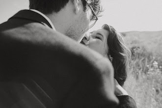 Wedding photographer Olena Birko-Kyritsis. Photo of 30.04.2025