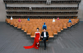 Wedding photographer Feng He. Photo of 11.09.2025