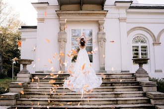 Wedding photographer Aleksandra Dobrowolska. Photo of 04.11.2021