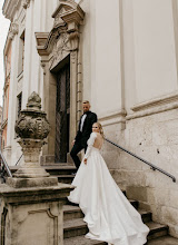 Nhiếp ảnh gia ảnh cưới Karolina Leks. Ảnh trong ngày 28.03.2023