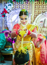 Jurufoto perkahwinan Keerthi Mohan. Foto pada 10.12.2020