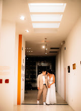 Φωτογράφος γάμου Victoria Calderon. Φωτογραφία: 25.03.2024