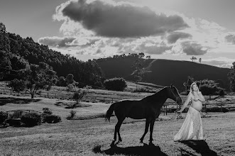 Wedding photographer Renata Xavier. Photo of 19.11.2021